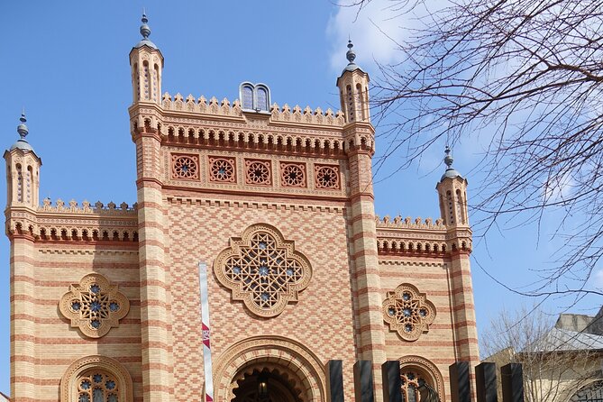 Bucharest Jewish Heritage Private Walking Tour - Meeting at Hanu lui Manuc: start where the city is already busy