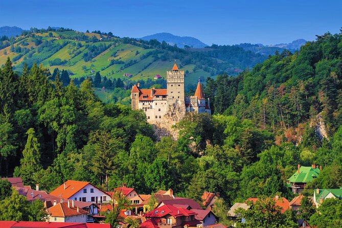 Bucharest to Dracula Castle, Peles Castle and Brasov Guided Tour - Peles Castle in Sinaia: German Renaissance royalty, with a ticket caveat