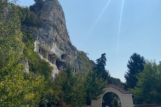 Day Trip to Bulgaria and Veliko Tarnovo from Bucharest - Crossing into Bulgaria: your border-day reality check from Bucharest