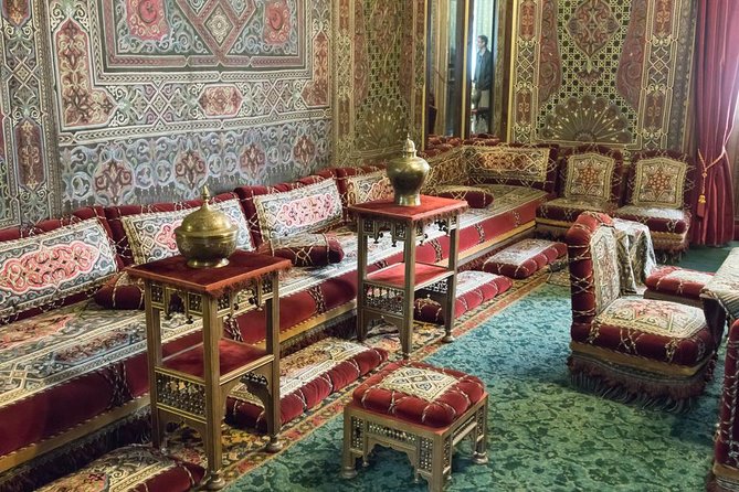 Day trip to Dracula's Castle, Peles Castle and Medieval Brasov - Should you book this day trip?