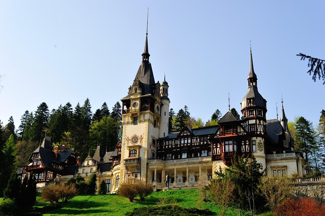 Dracula's Castle & Peles Palace Tour from Bucharest Including Brasov Old Town - Peles Palace: royal elegance in a focused 1-hour visit