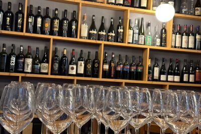 Wine Tasting in Bucharest - Meet Dario-style hospitality: what you’ll get from the host